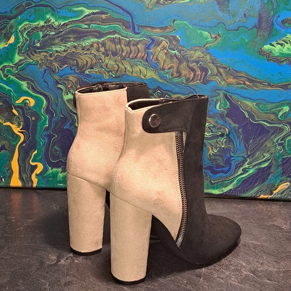 Booties - Picture 4 of 4